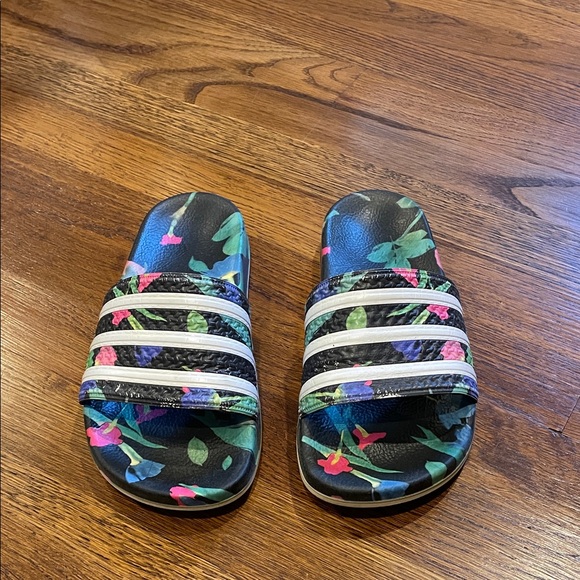 adidas Black Floral Slides - Picture 2 of 2